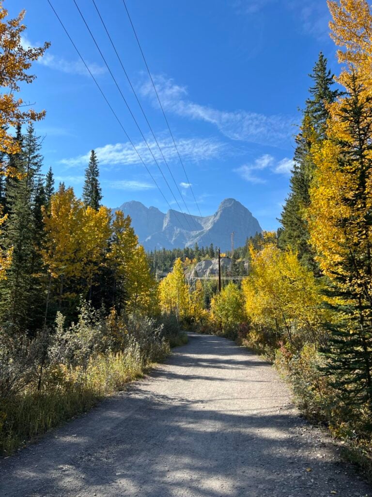 Itinerary Ideas for the Ultimate Dream Road Trip in Canada’s Rocky Mountains 4 Itinerary Ideas for the Ultimate Dream Road Trip in Canada’s Rocky Mountains