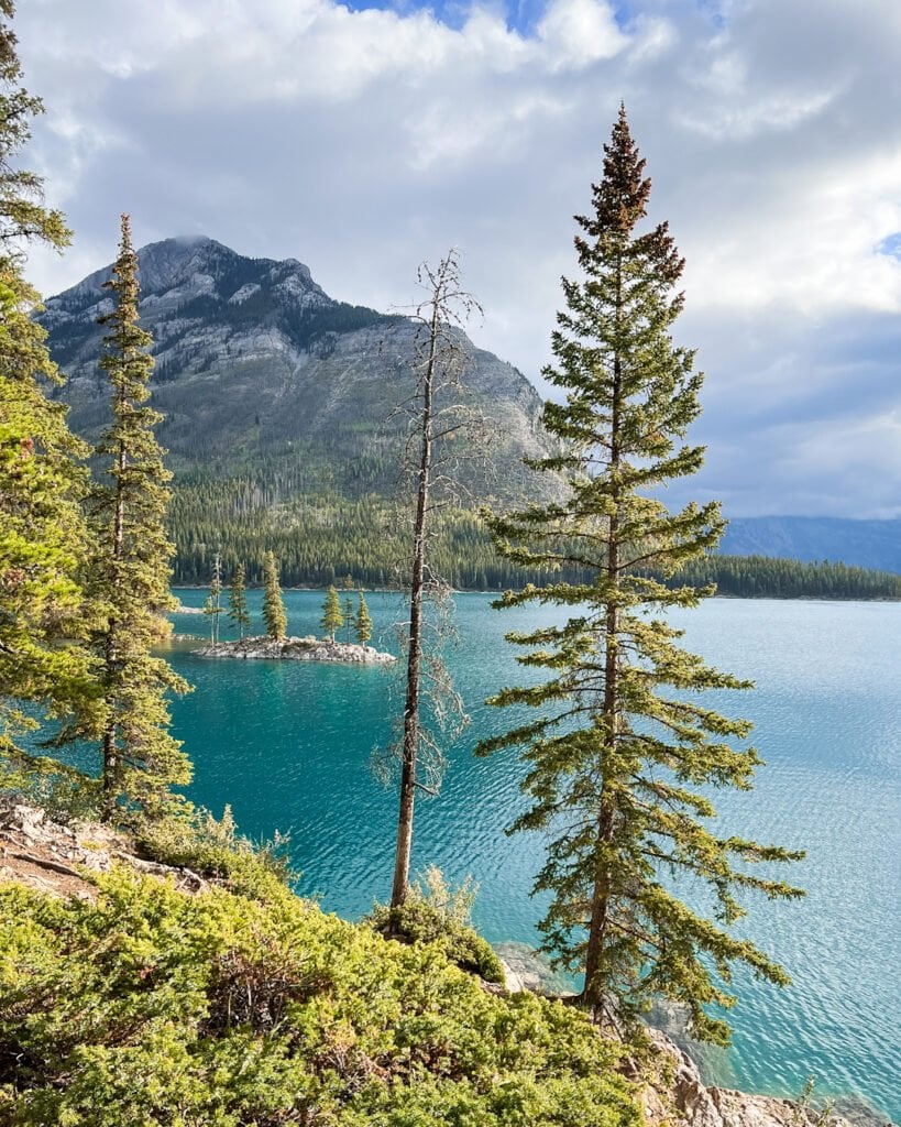 Itinerary Ideas for the Ultimate Dream Road Trip in Canada’s Rocky Mountains 21 Itinerary Ideas for the Ultimate Dream Road Trip in Canada’s Rocky Mountains