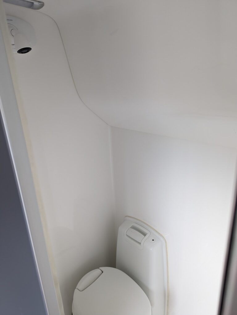 Wendekreisen Campervan - toilet