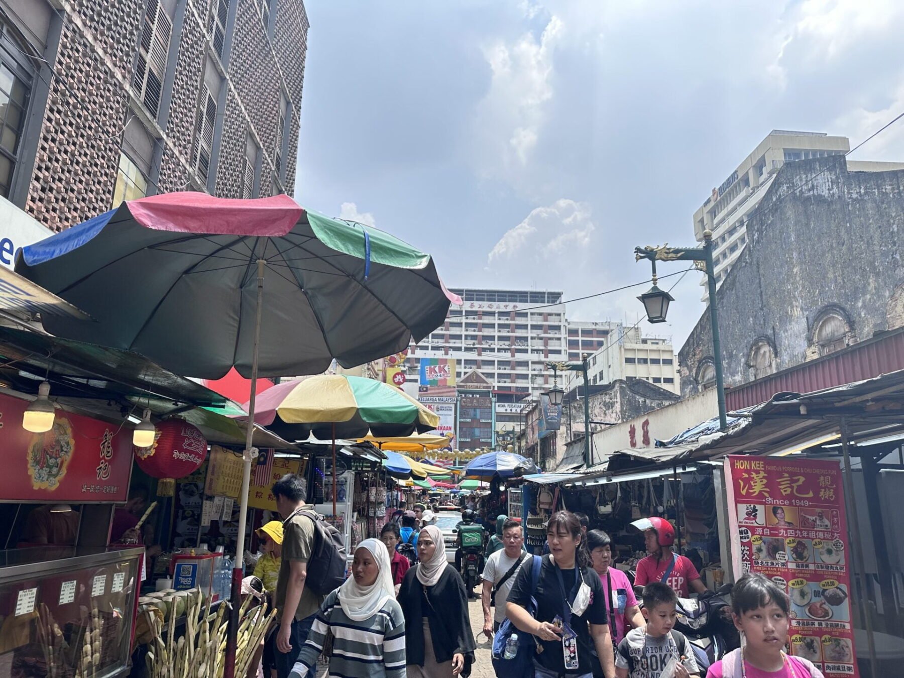 Kuala Lumpur: 3 Day Itinerary (Perfect for First Timers) 6 Chinatown is a great place to explore in Kuala Lumpur