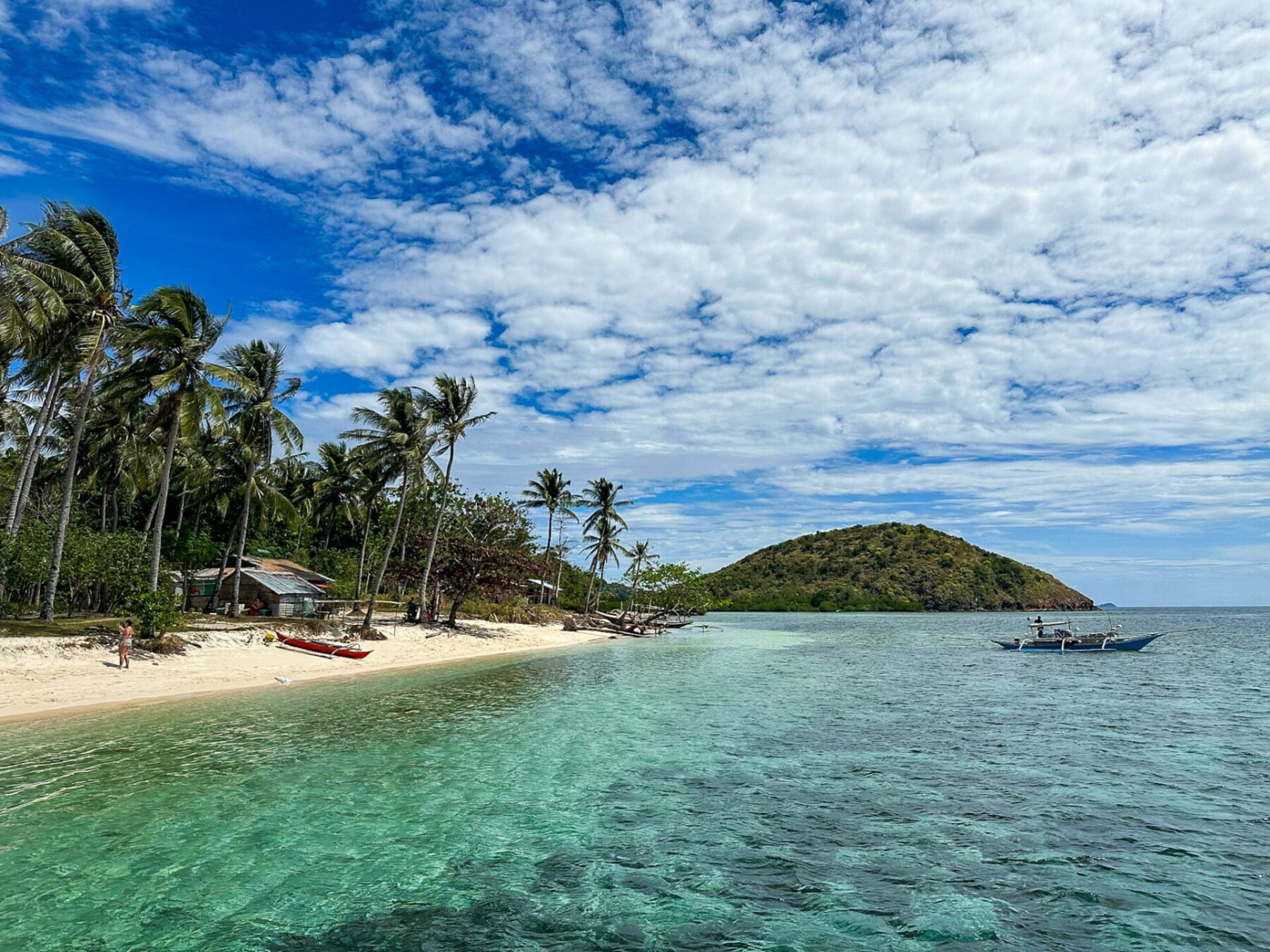 A Guide to Backpacking in the Philippines 7 Island hopping with Big Dream Boat Man