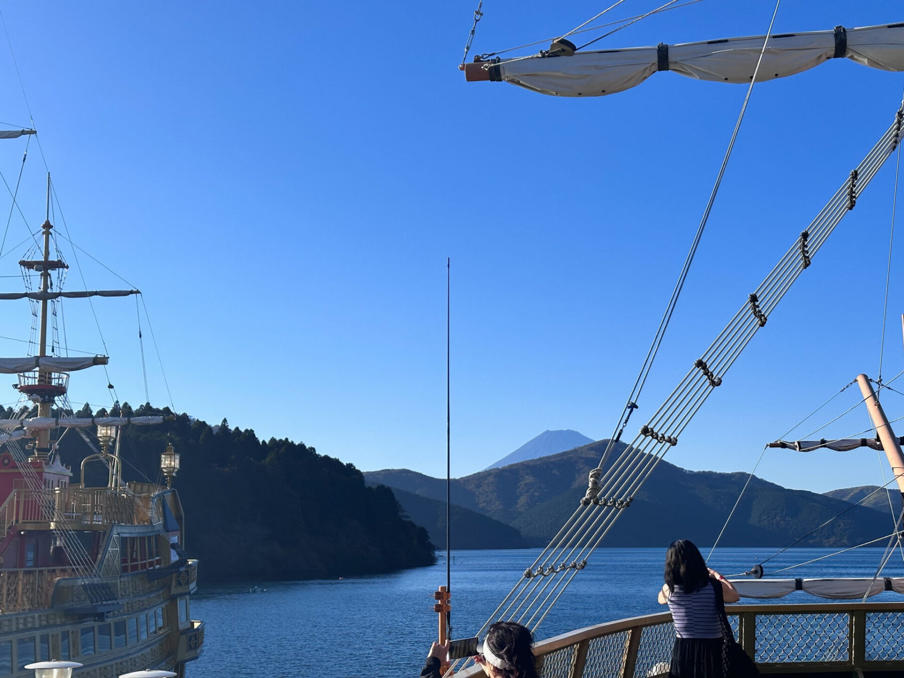 Hakone Sightseeing Cruise by Pirate Ship