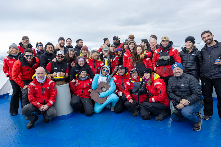 Ocean Endeavour Expedition Team