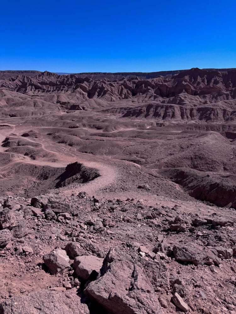 Cycling to The Devil's Throat in the Atacama Desert (2025) 8 Hiking up to the viewpoint at The Devil's Throat