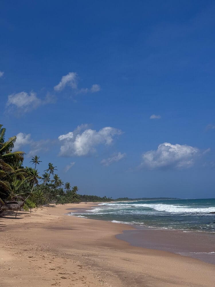 Getting from Tangalle to Hiriketiya is simple enough by taking the local bus or hiring a tuk-tuk driver