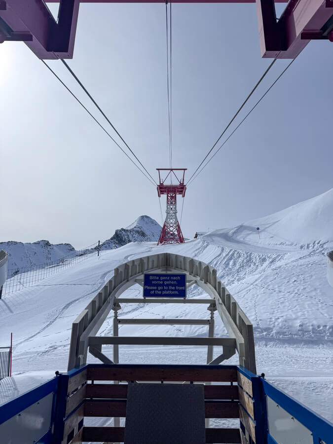 7 Epic Reasons to Visit the Top of Salzburg (Kitzsteinhorn) 8 Getting to the Top of Salzburg is easy thanks to easy to navigate cable cars